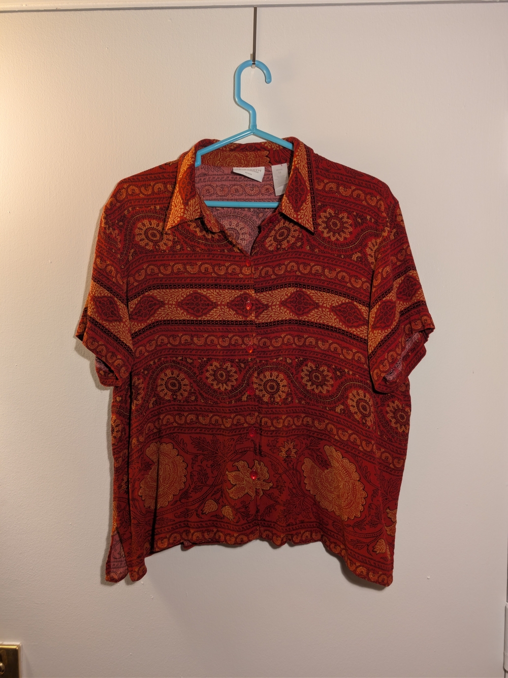 Liz Claiborne Red and Gold Paisley Short-Sleeve Button-Down Shirt